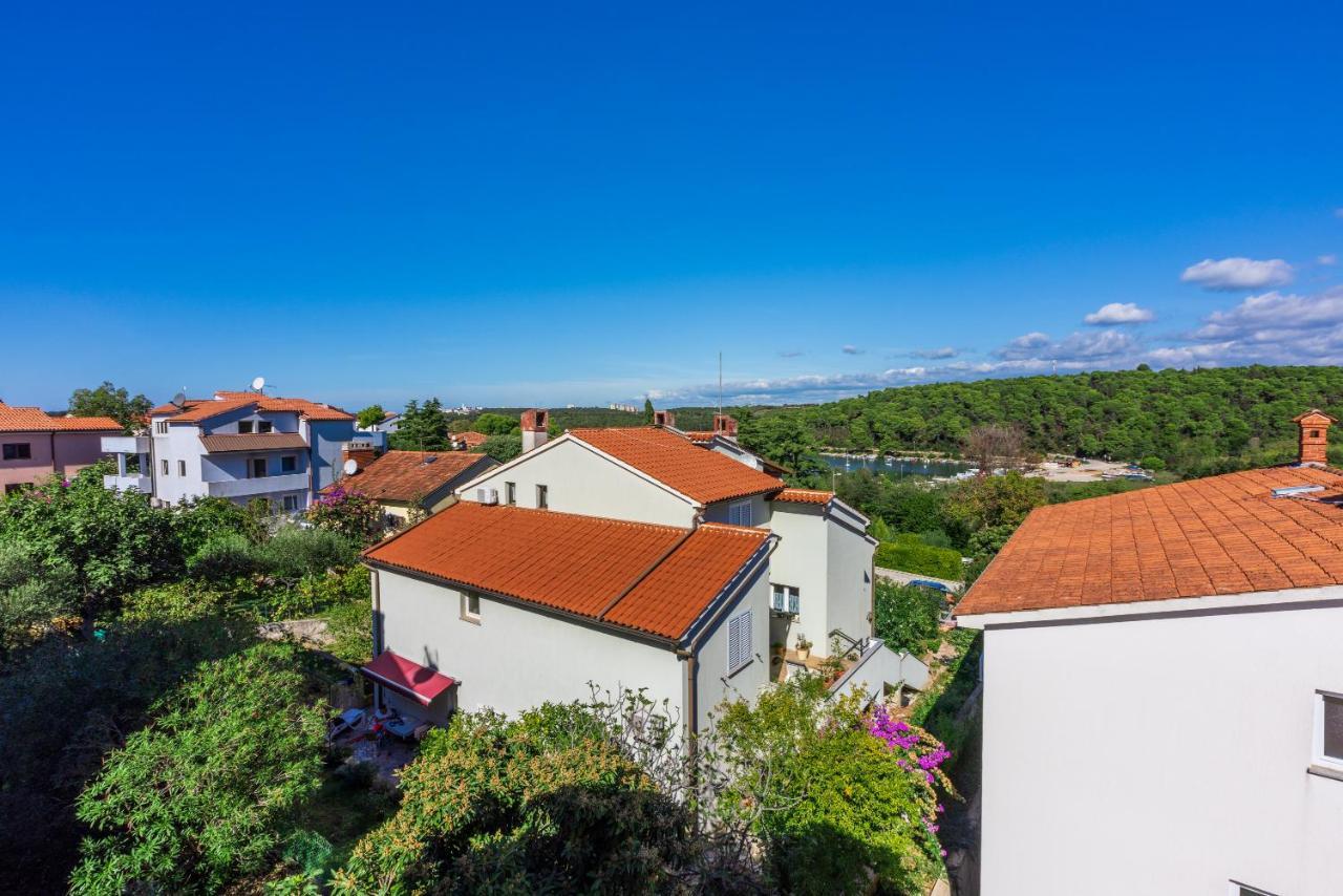 Apartments Villa Mavero Banjole Exteriér fotografie