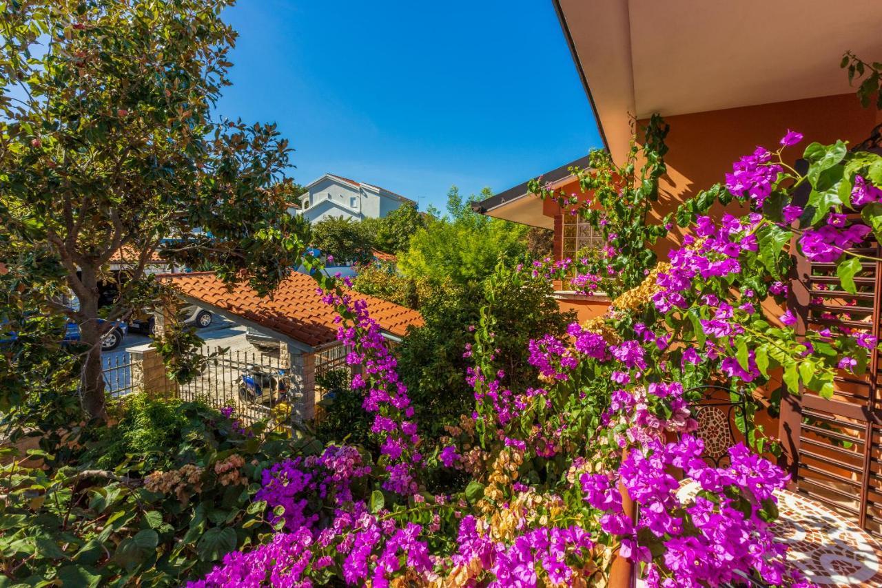 Apartments Villa Mavero Banjole Exteriér fotografie